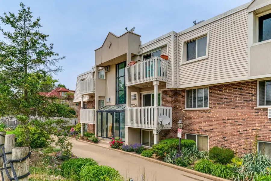 155 E Mill Street #8, Wauconda, IL 60084 - Image #2