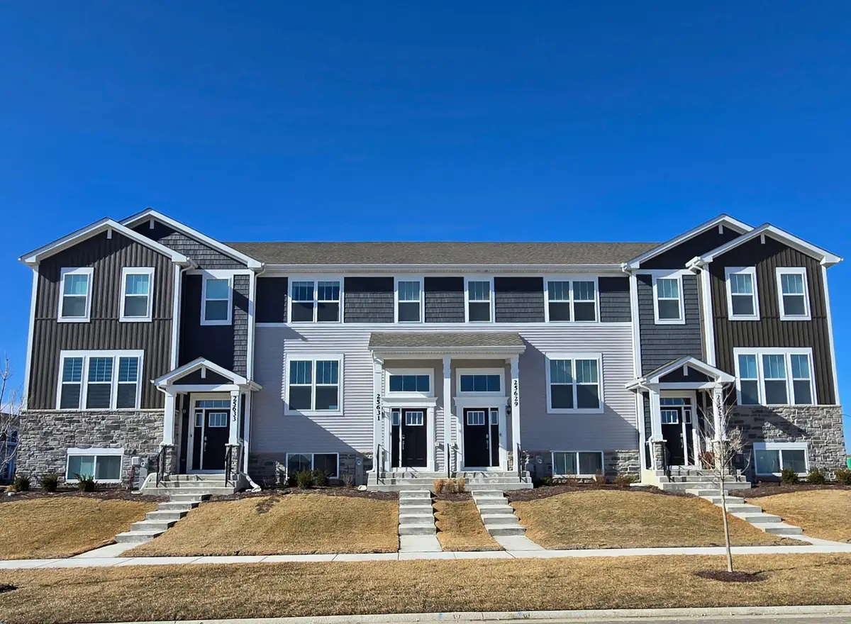 25631 W Wakefield Drive, Plainfield, IL 60544 - #1