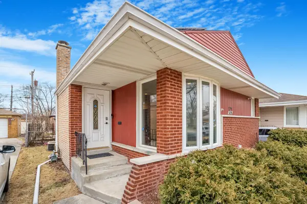 129 Rice Avenue, Bellwood, IL 60104