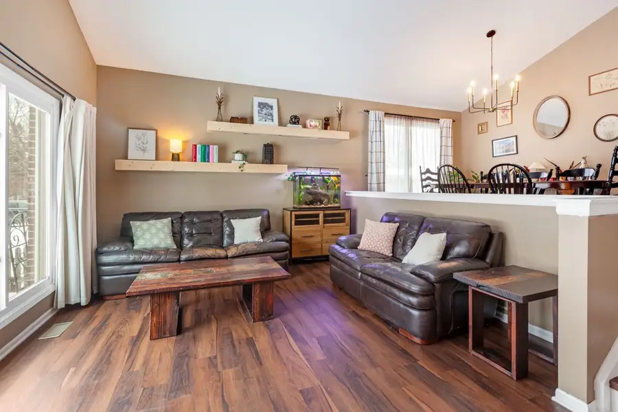 138 Oak Street, Lake Zurich, IL 60047 - #3