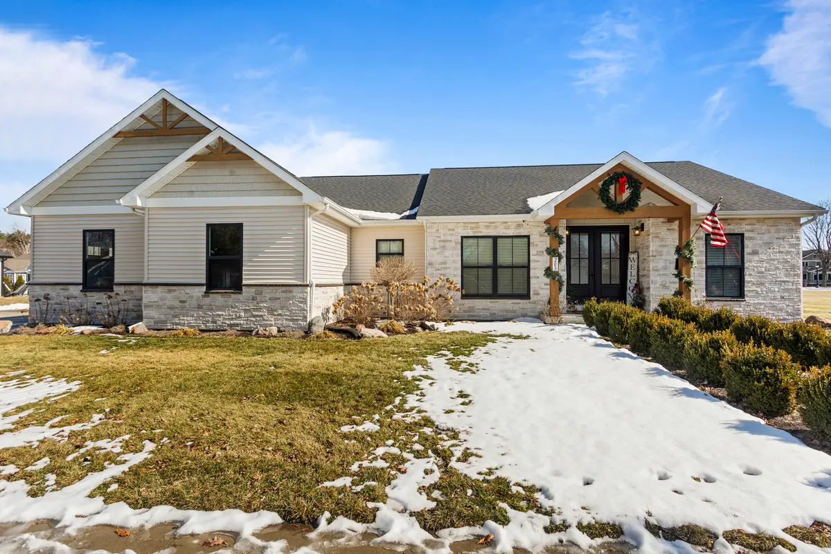 203 N Niles Avenue, Tuscola, IL 61953 - #1