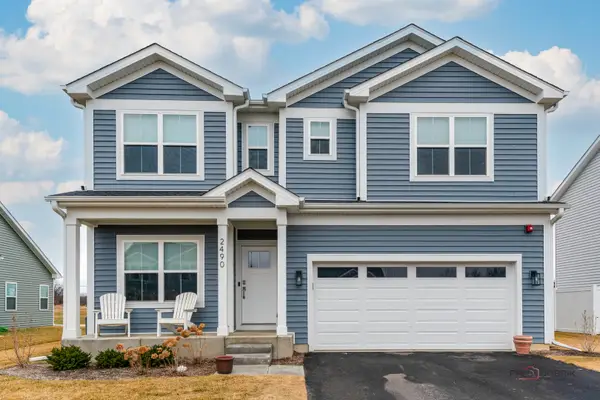 2490 Olivia Court, Wauconda, IL 60084