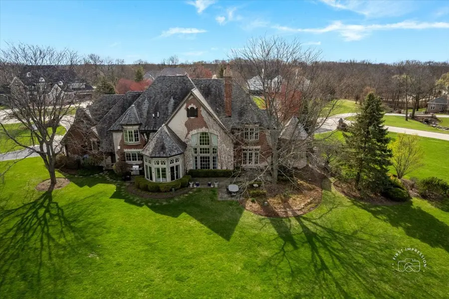 36W442 Hunters Gate Road, Saint Charles, IL 60175 - Image #3