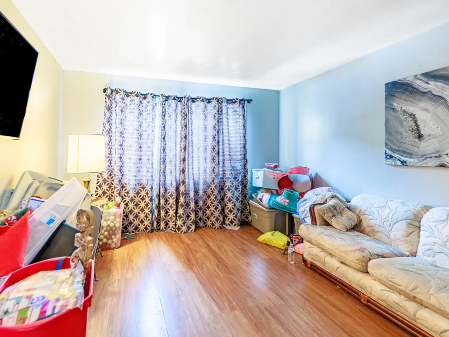 2123 Howard Street #1H, Evanston, IL 60202 - Image #2