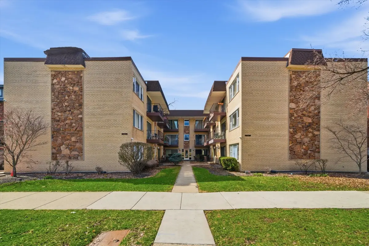 4340 N Keeler Avenue #1F, Chicago, IL 60641 - #1