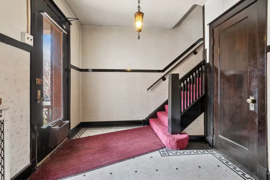 1242 W Elmdale Avenue, Chicago, IL 60660 - #2