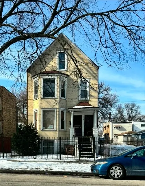 716 N Leclaire Avenue, Chicago, IL 60651 - Image #1