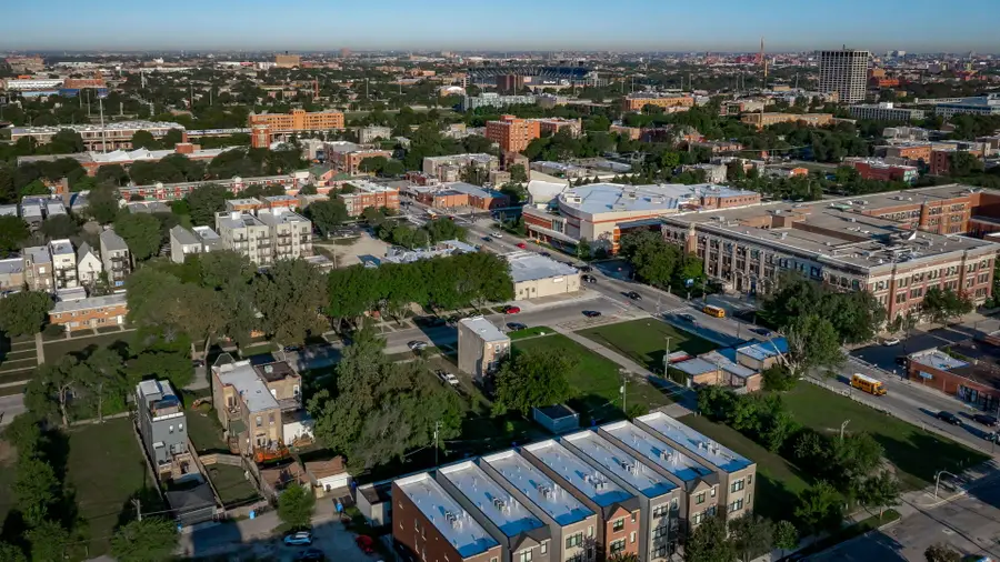 Address Withheld By Seller, Chicago, IL 60653 - Image #2