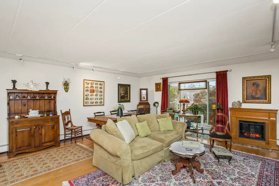 224 S Oak Park Avenue #4B, Oak Park, IL 60302 - #3