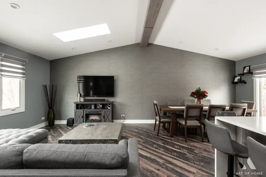 2800 Brisbane Drive, Lake In The Hills, IL 60156 - #3