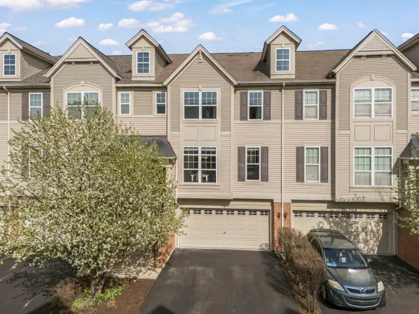 341 N Commerce Street, Aurora, IL 60504