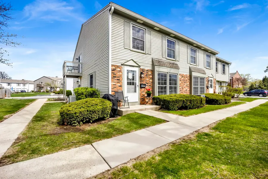 1678 Trowbridge Court #B, Wheaton, IL 60189 - #2