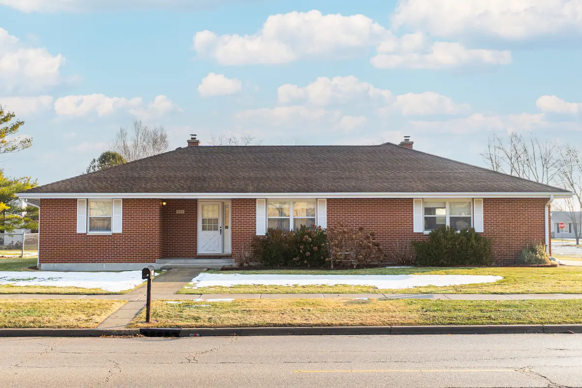 844 S 7th Street, Dekalb, IL 60115 - #1