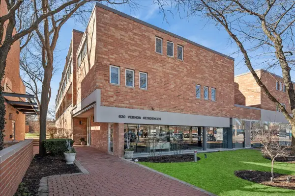 Address Withheld By Seller, Glencoe, IL 60022