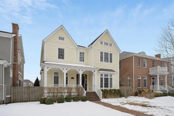 726 Lincoln Street, Evanston, IL 60201