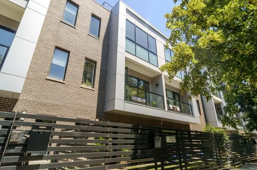 1727 N Winnebago Avenue, Chicago, IL 60647 - Image #1