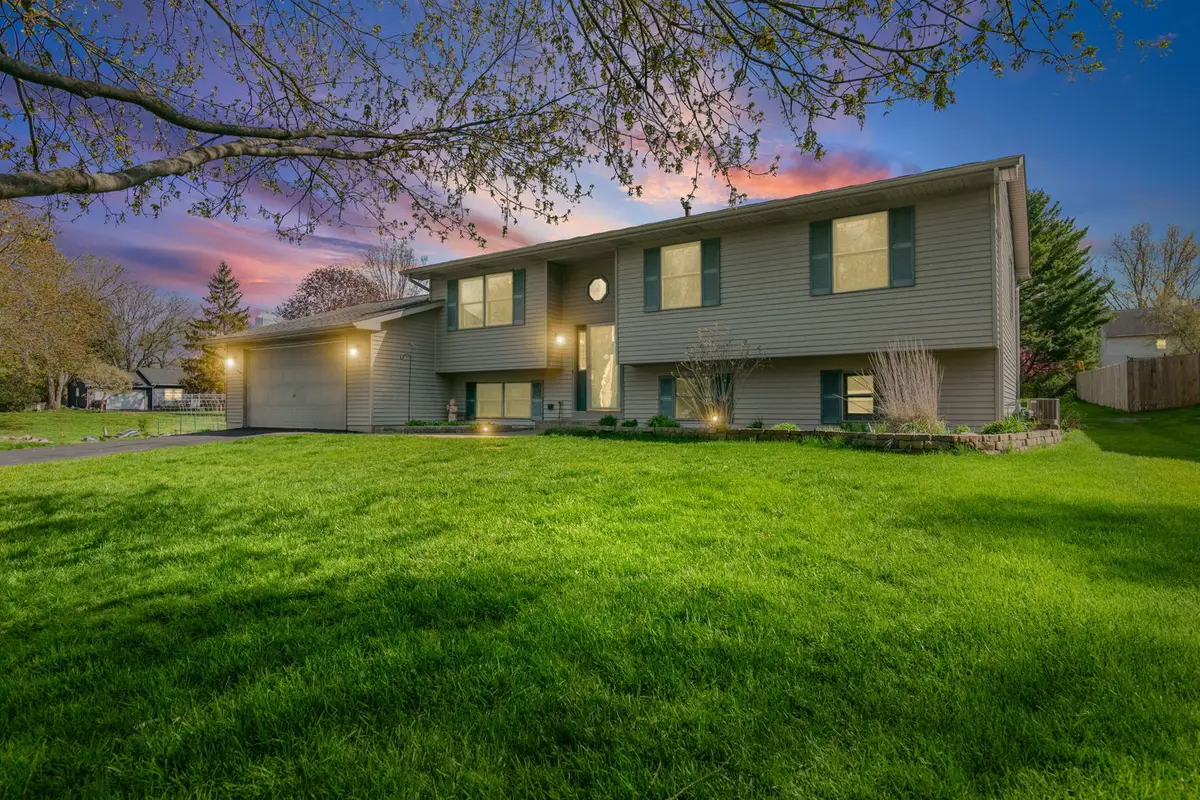 3505 W Beach Drive, McHenry, IL 60050 - #1