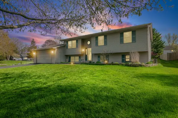 3505 W Beach Drive, McHenry, IL 60050