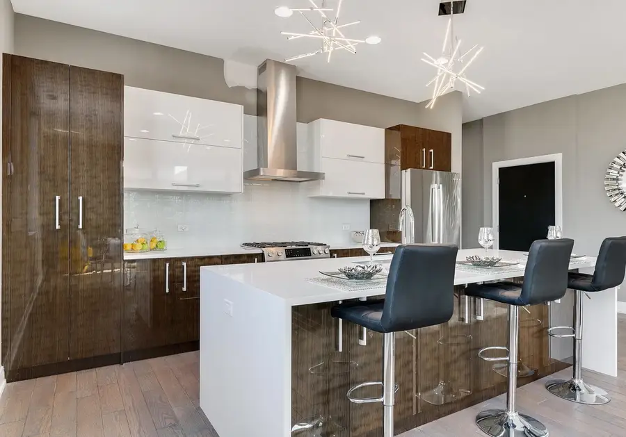 2444 W Irving Park Road #2E, Chicago, IL 60618 - Image #3