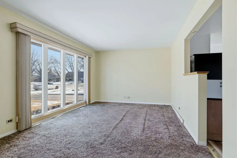 8808 Cranbrook Lane, Bridgeview, IL 60455 - #3