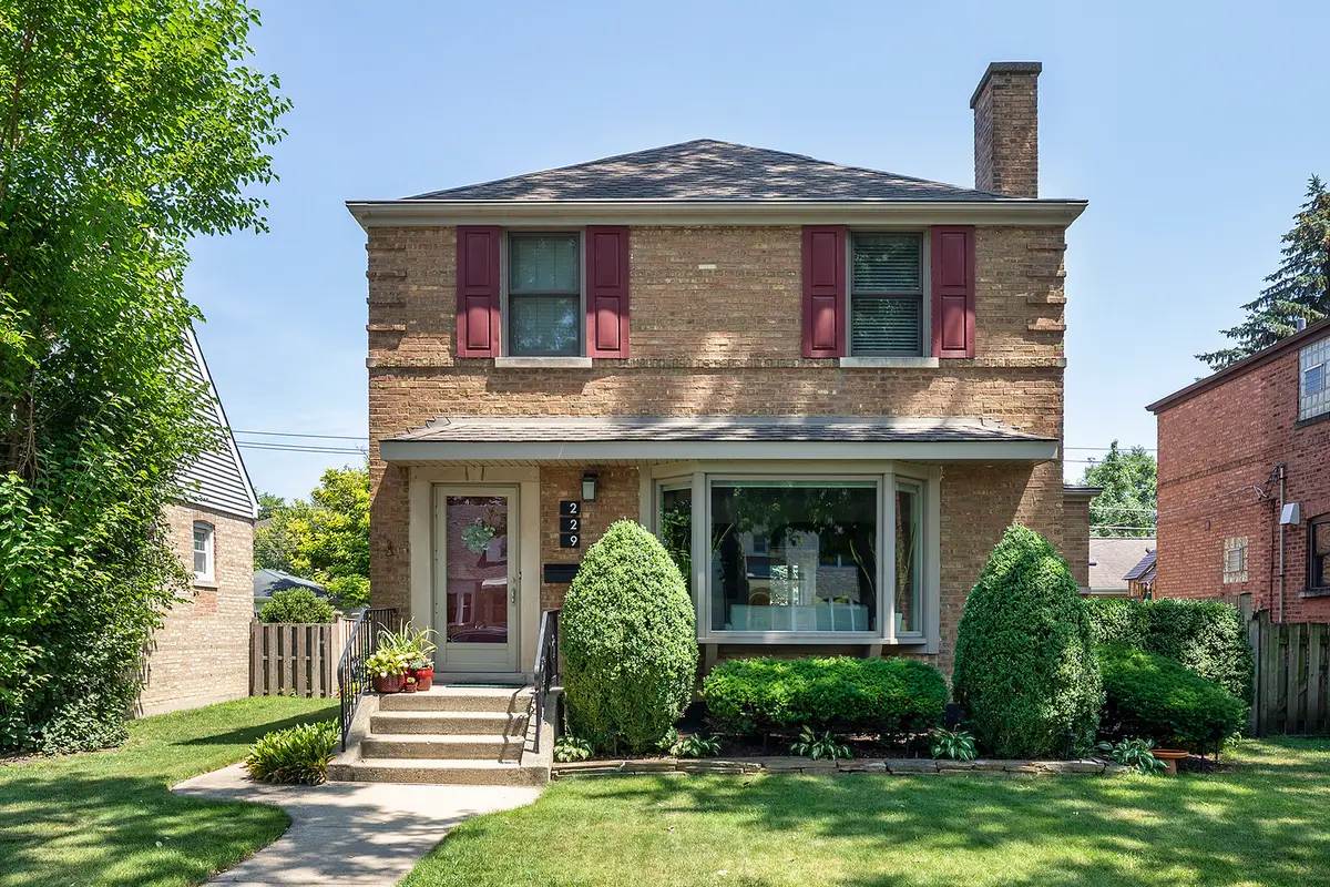 229 N Western Avenue, Park Ridge, IL 60068 - #1