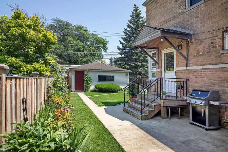 229 N Western Avenue, Park Ridge, IL 60068 - #3