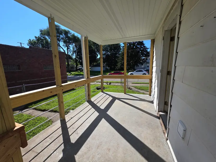 802 E 5th Street, Sterling, IL 61081 - #3