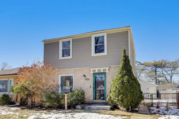 Address Withheld By Seller, Skokie, IL 60076