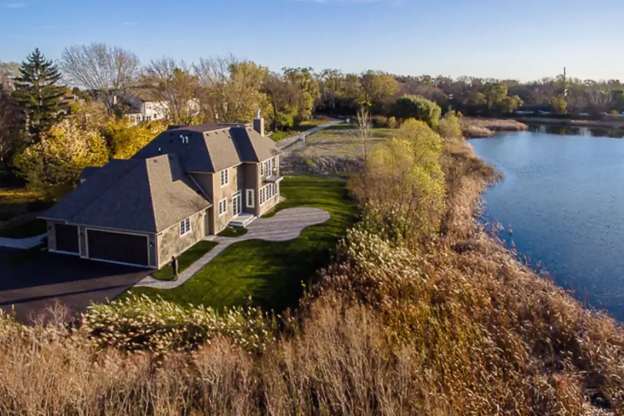 Address Withheld By Seller, Palatine, IL 60067 - #2