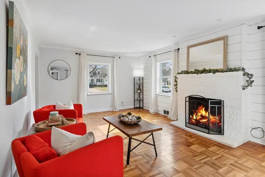 820 Cherry Street, Wheaton, IL 60187 - #3