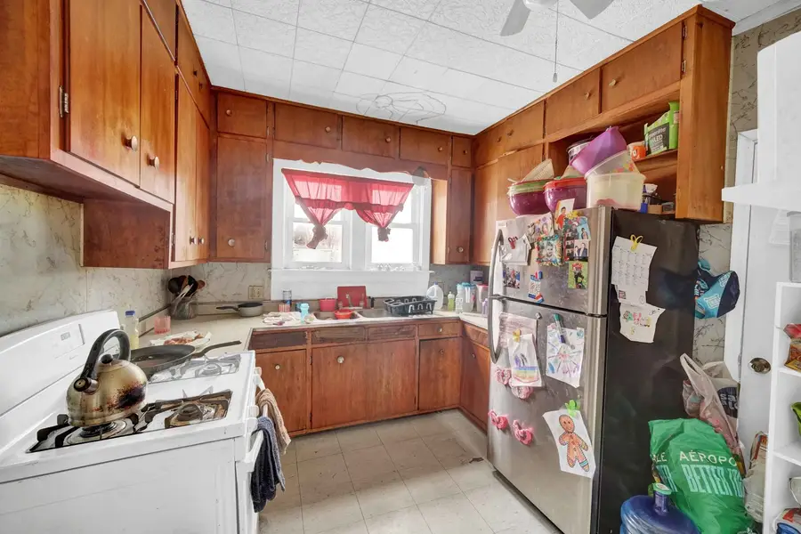 37 W 36th Place, Steger, IL 60475 - #3