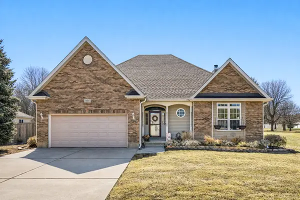 328 W Chester Drive, Maple Park, IL 60151