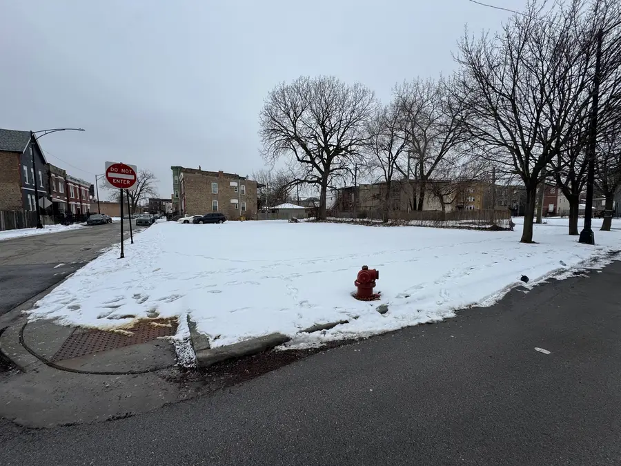 300 S Washtenaw Avenue, Chicago, IL 60612 - #2