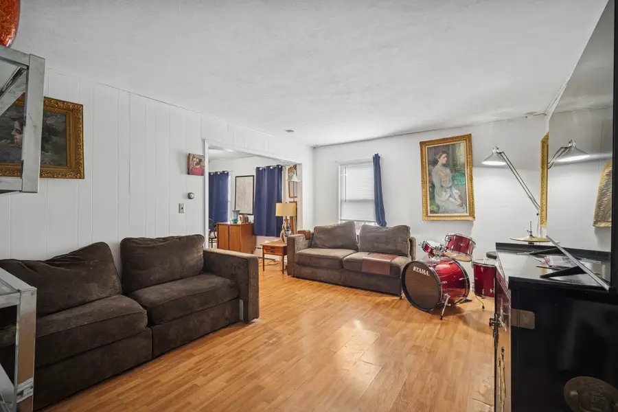 225 Burchell Avenue, Highwood, IL 60040 - #3