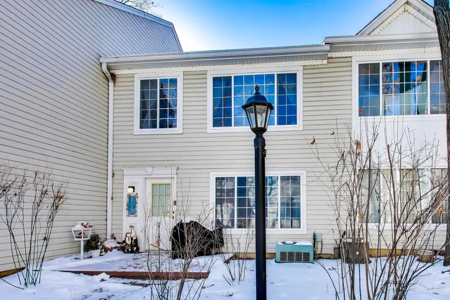 29 N Macgillis Drive #23-3, Round Lake, IL 60073 - #2