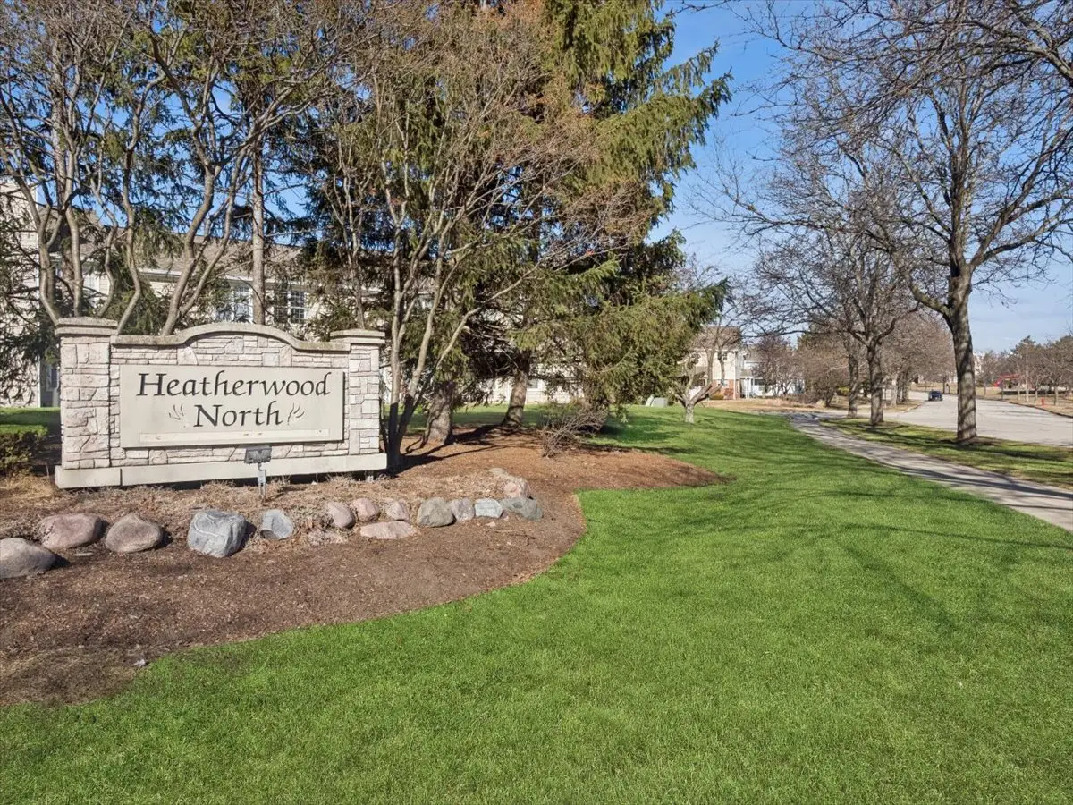 2801 Odlum Drive, Schaumburg, IL 60194 - #1