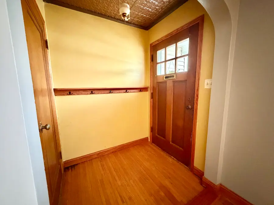 721 Adams Street, Ottawa, IL 61350 - #2