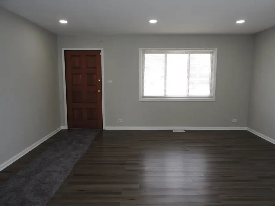 15328 Parkside Drive, Markham, IL 60428 - #3