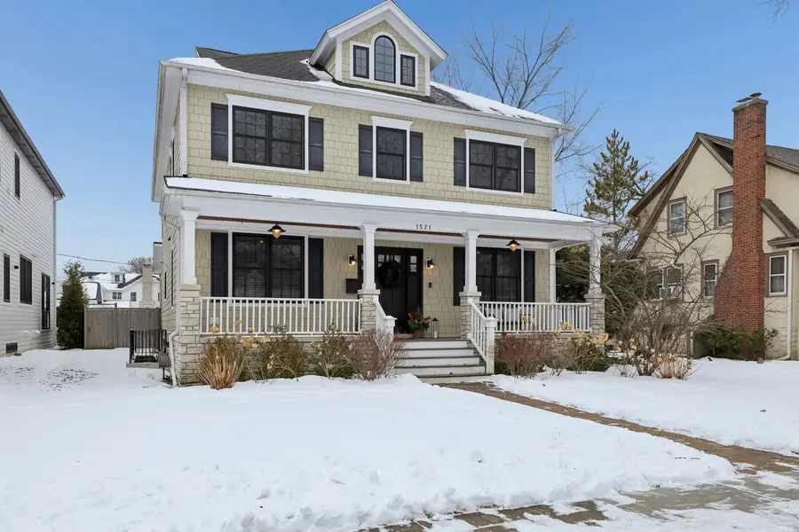 1521 Gregory Avenue, Wilmette, IL 60091 - #2