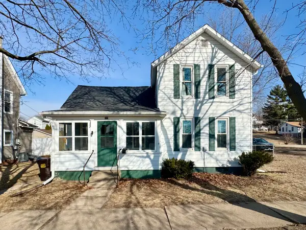 717 13th Avenue, Fulton, IL 61252