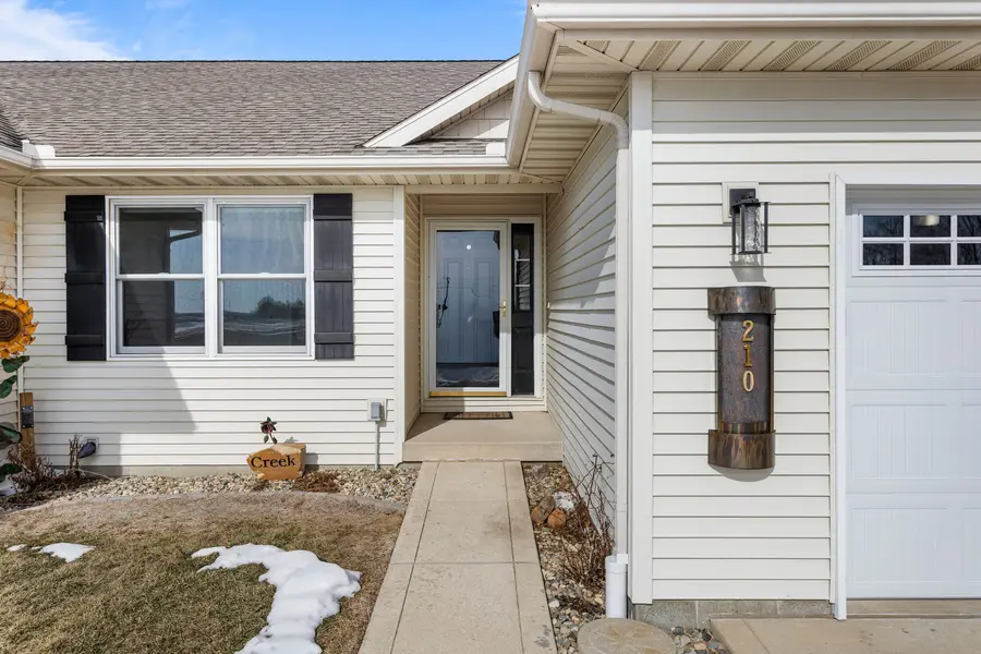 210 W Lincoln Street, Fisher, IL 61843 - Image #3