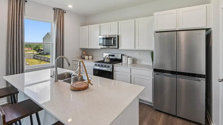 984 Sapphire Lane, Montgomery, IL 60538 - #3