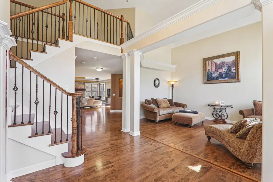 911 Tipperary Street, Gilberts, IL 60136 - #3