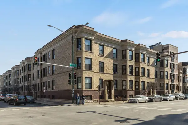 2961 N Halsted Street #2, Chicago, IL 60657