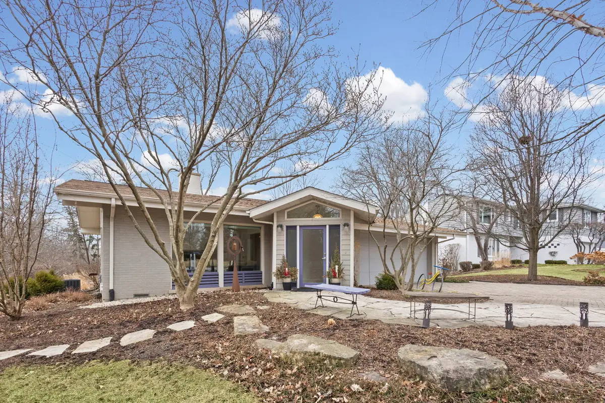 1990 Southridge Terrace, Northfield, IL 60093 - #1