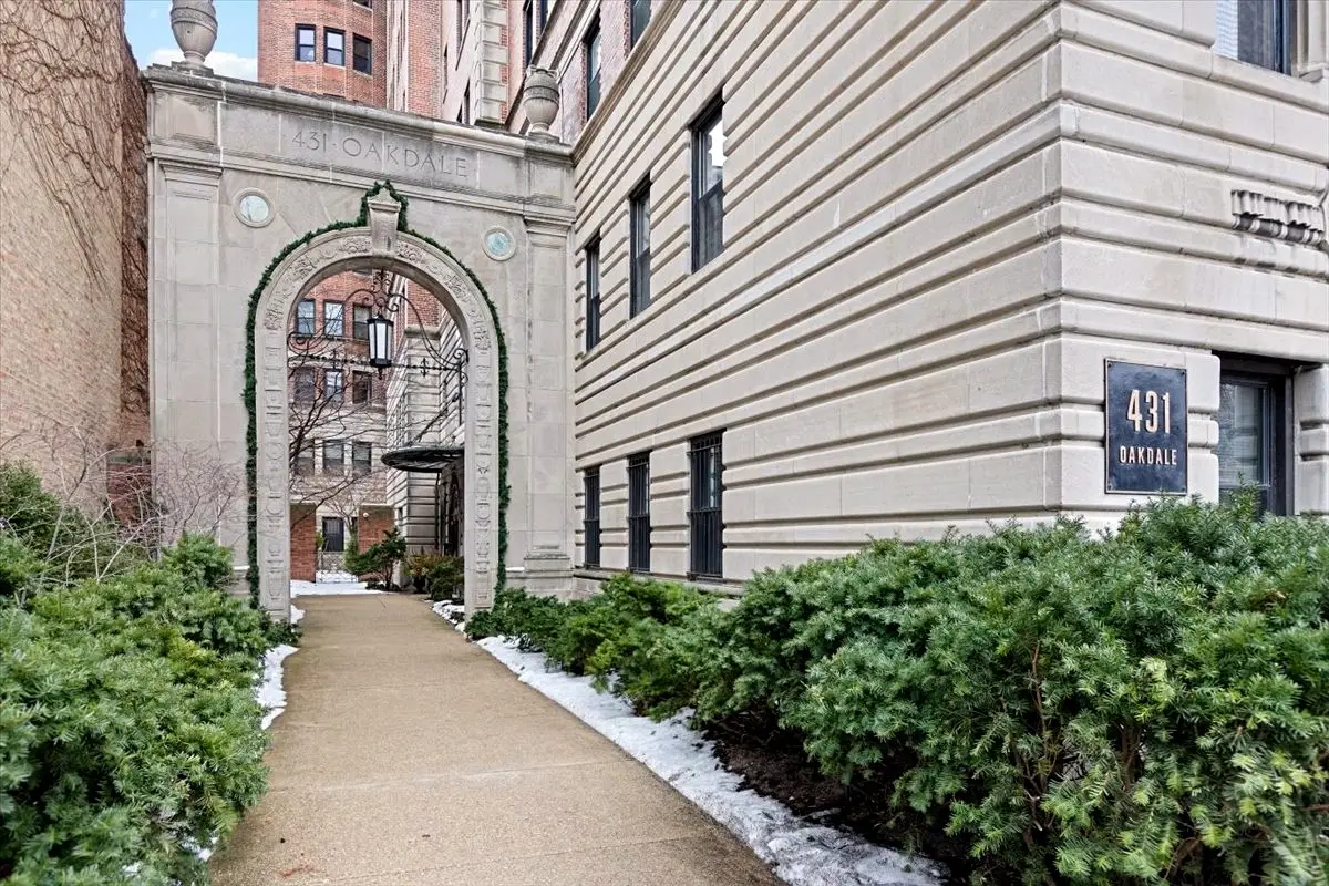 431 W Oakdale Avenue #13D, Chicago, IL 60657 - Image #1