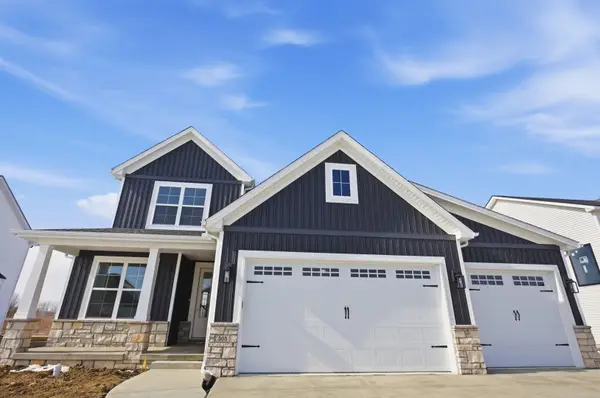 305 Harpers Ferry, Savoy, IL 61874