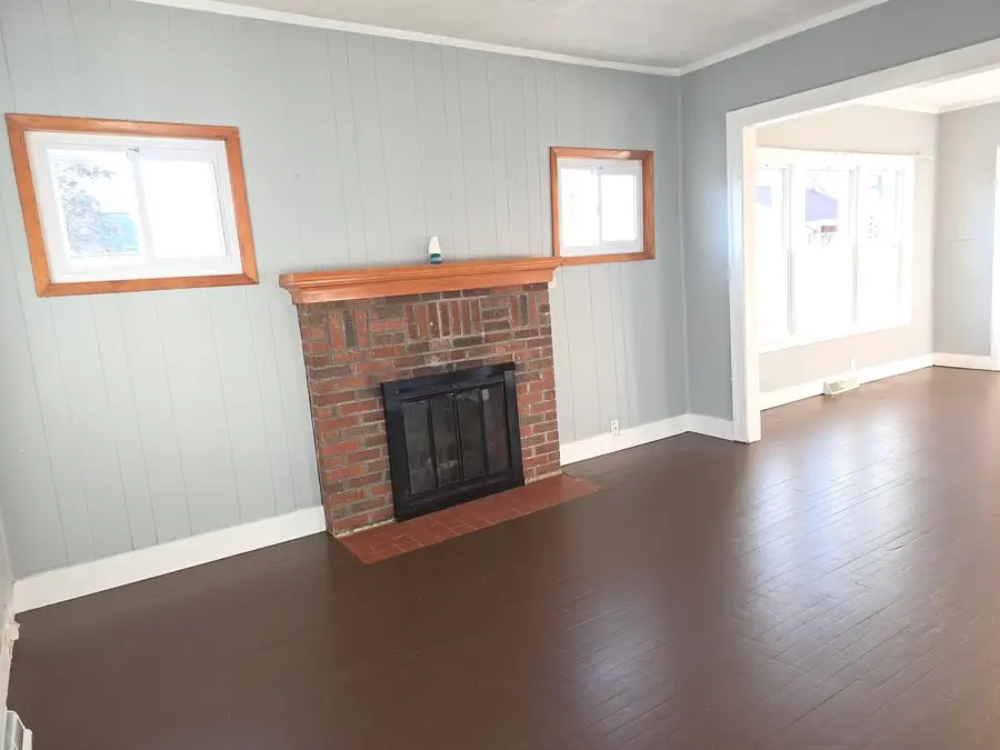 634 W Ridgeland Avenue, Waukegan, IL 60085 - #3