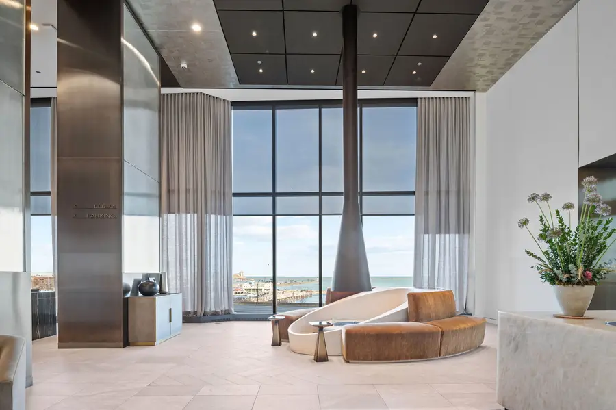 211 N Harbor Drive #1401, Chicago, IL 60601 - #3