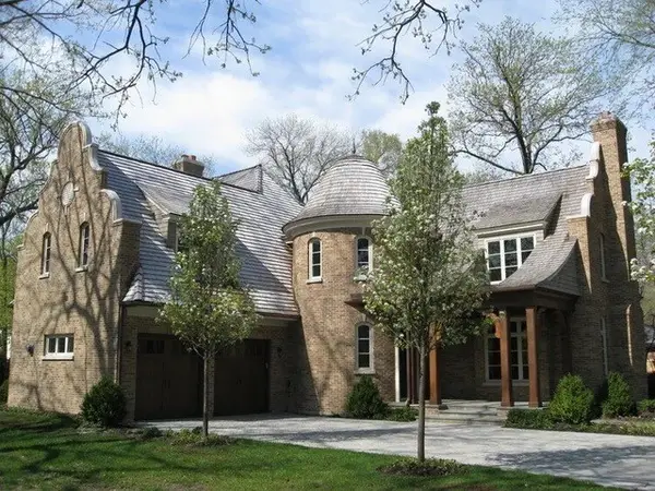 349 E Blodgett Avenue, Lake Bluff, IL 60044